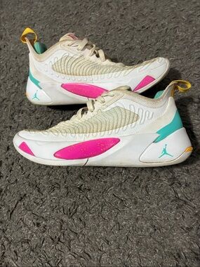 Jordan Luka 1